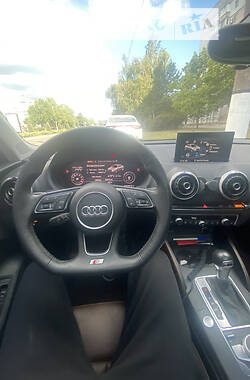 Седан Audi A3 2014 в Горишних Плавнях
