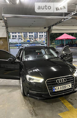 AUDI A3 2015