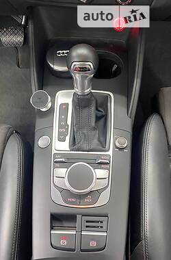 Хэтчбек Audi A3 2016 в 