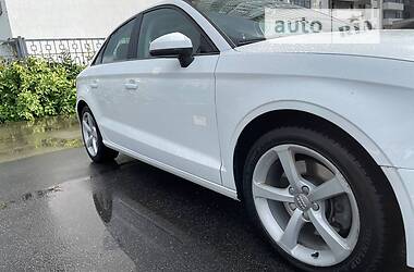 Седан Audi A3 2015 в Харкові