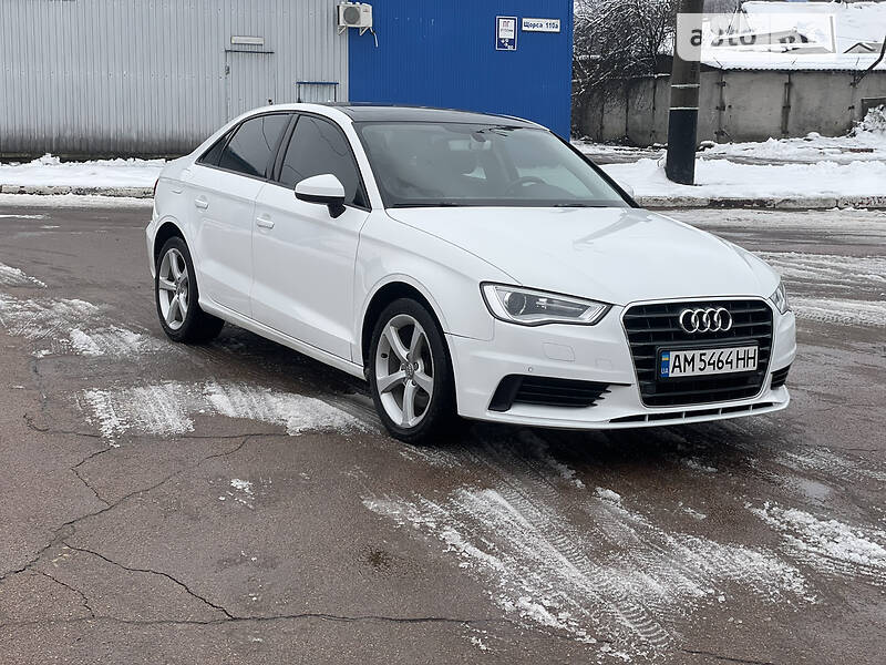 Седан Audi A3 2016 в Житомире