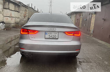 Седан Audi A3 2015 в Києві