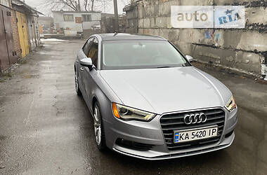 Седан Audi A3 2015 в Киеве