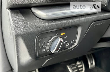 Хэтчбек Audi A3 2013 в 