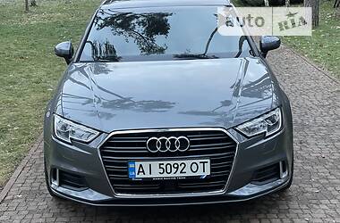 Седан Audi A3 2017 в Киеве