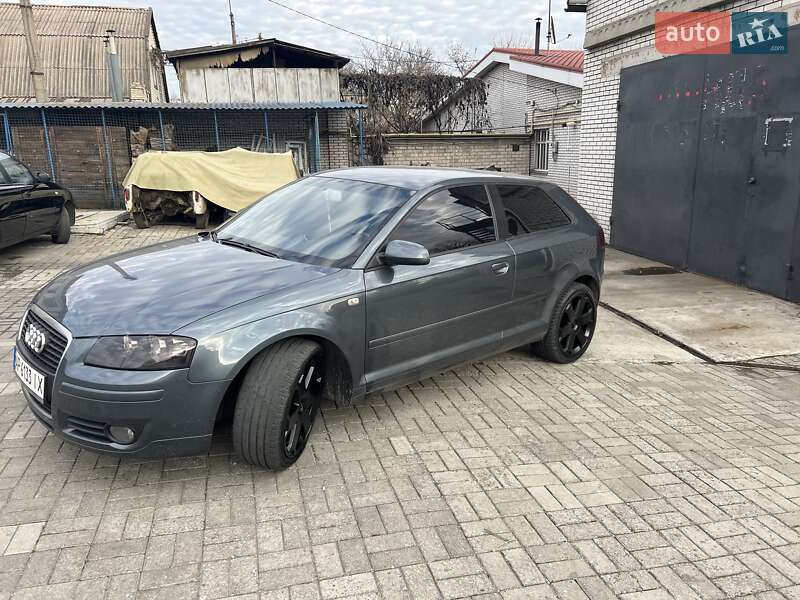 Хэтчбек Audi A3 2003 в Запорожье