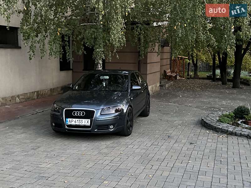 Хэтчбек Audi A3 2003 в Запорожье