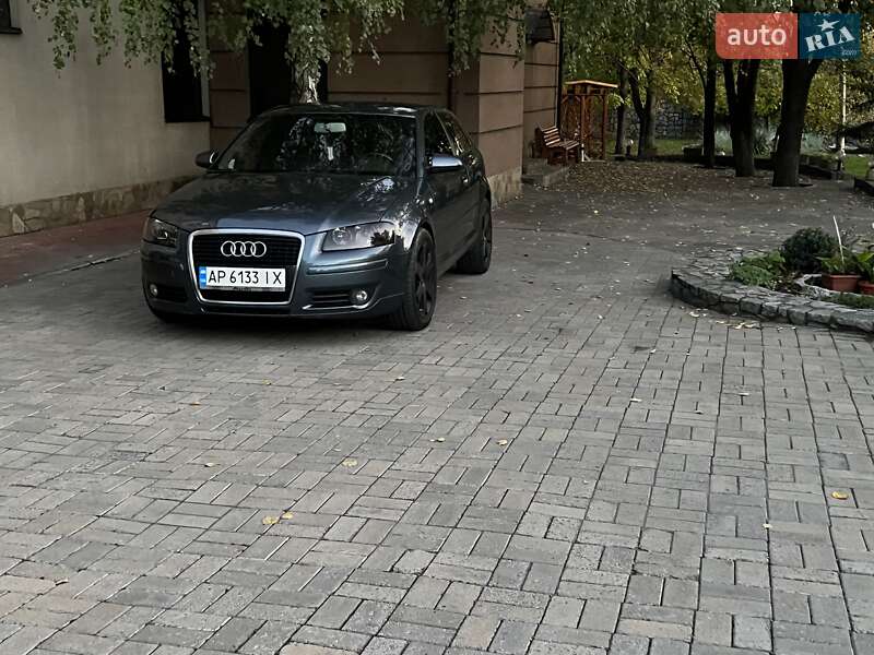 Хэтчбек Audi A3 2003 в Запорожье
