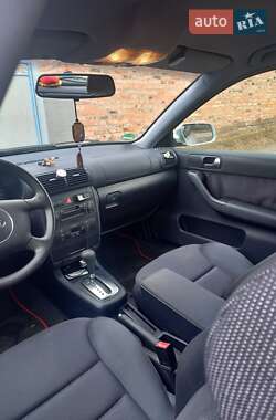 Хетчбек Audi A3 2002 в Лохвиці
