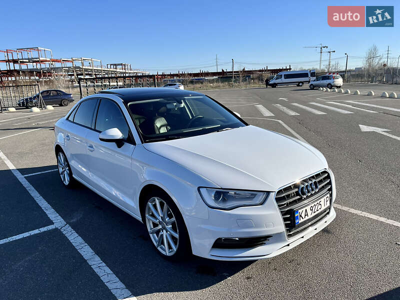 Седан Audi A3 2015 в Києві