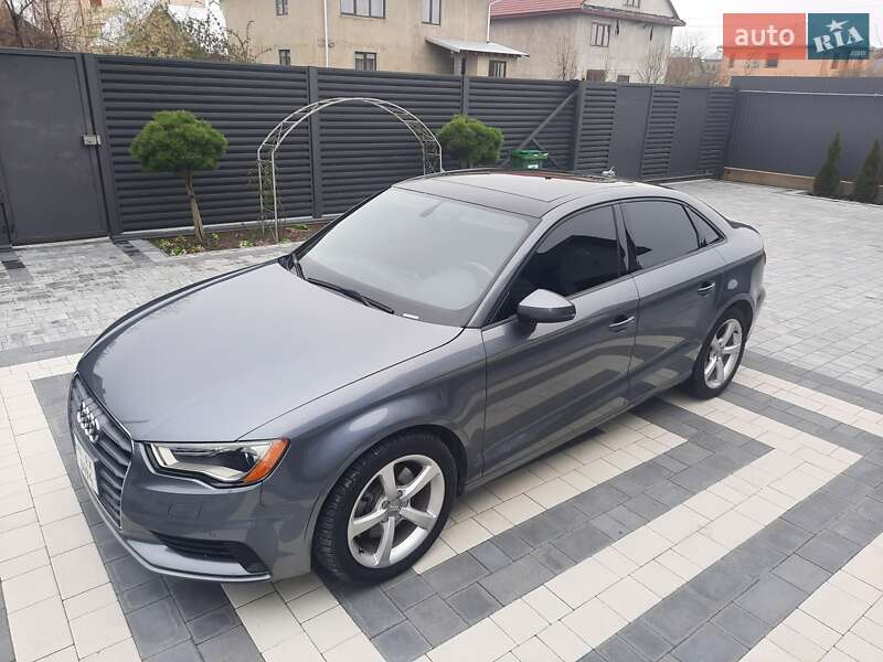 Седан Audi A3 2015 в Коломиї