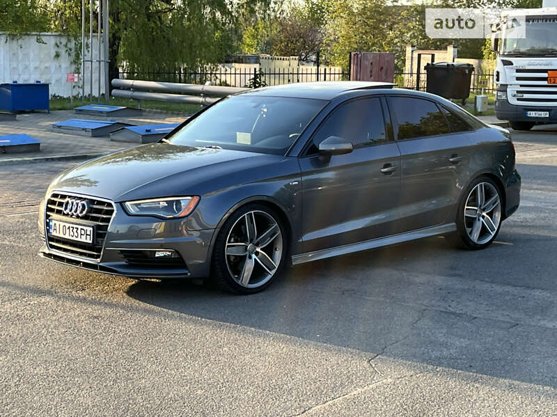 Седан Audi A3 2015 в Киеве