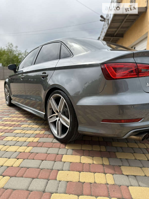 Седан Audi A3 2015 в Киеве