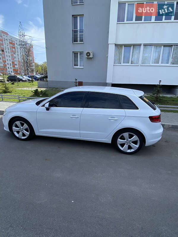 Хэтчбек Audi A3 2014 в Харькове