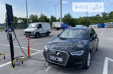 Хетчбек Audi A3 2018 в Запоріжжі