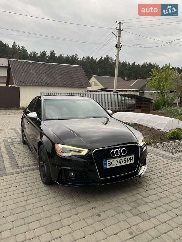 Седан Audi A3 2015 в Львове
