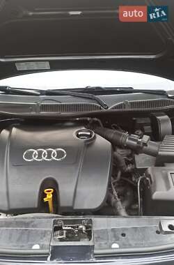 Хэтчбек Audi A3 2001 в 