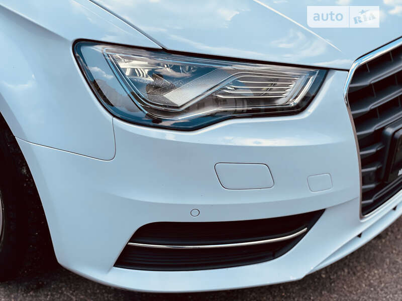Хэтчбек Audi A3 2015 в Одессе