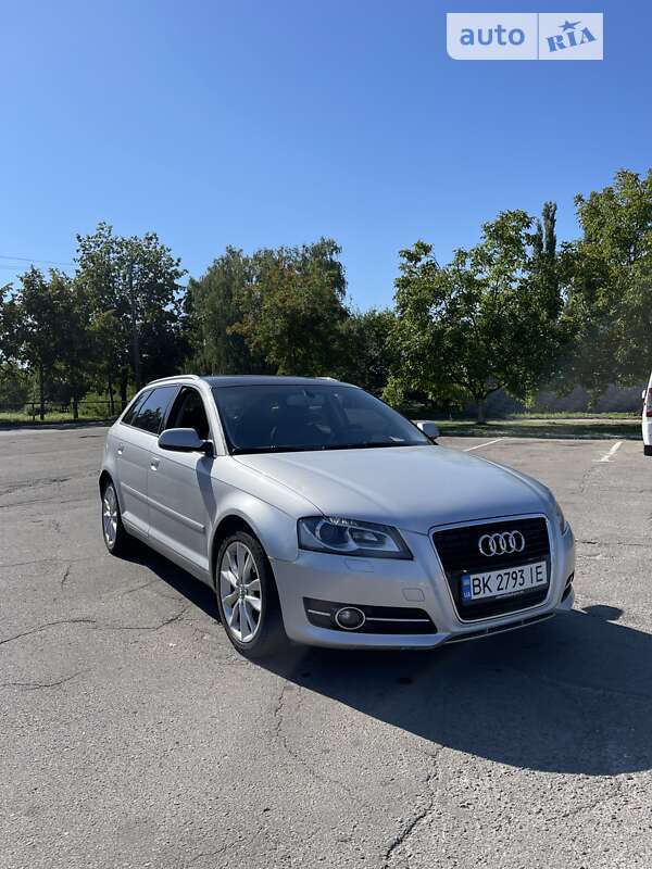 Хэтчбек Audi A3 2012 в Ровно