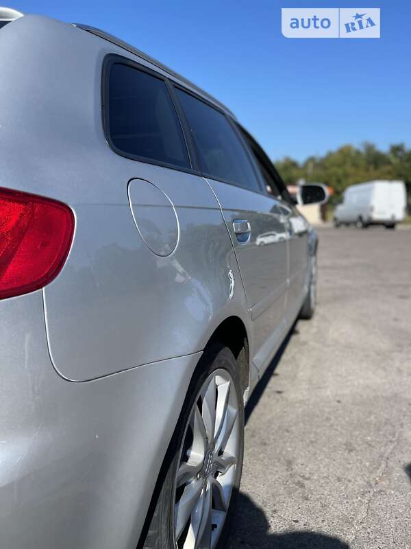 Хэтчбек Audi A3 2012 в Ровно