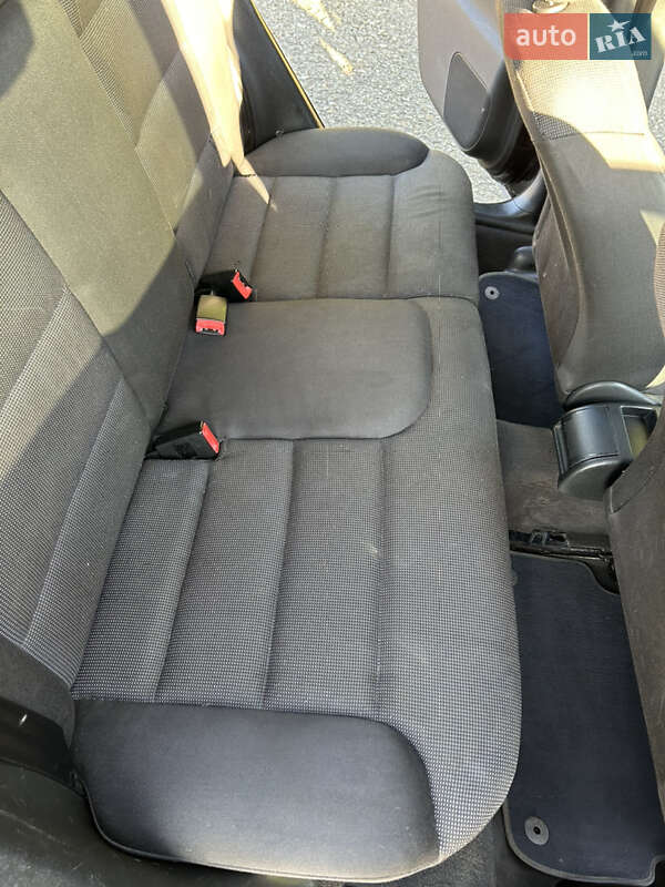 Хэтчбек Audi A3 2003 в Болехове