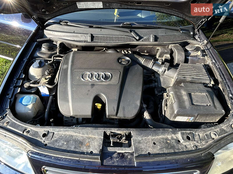 Хэтчбек Audi A3 2003 в Болехове