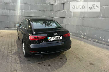 Седан Audi A3 2015 в 