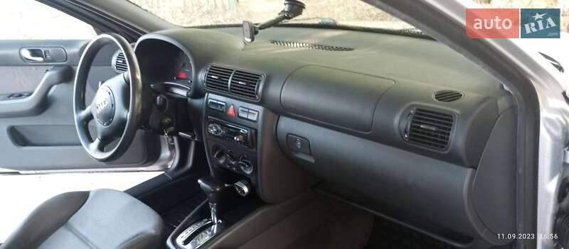 Хетчбек Audi A3 2000 в Лубнах