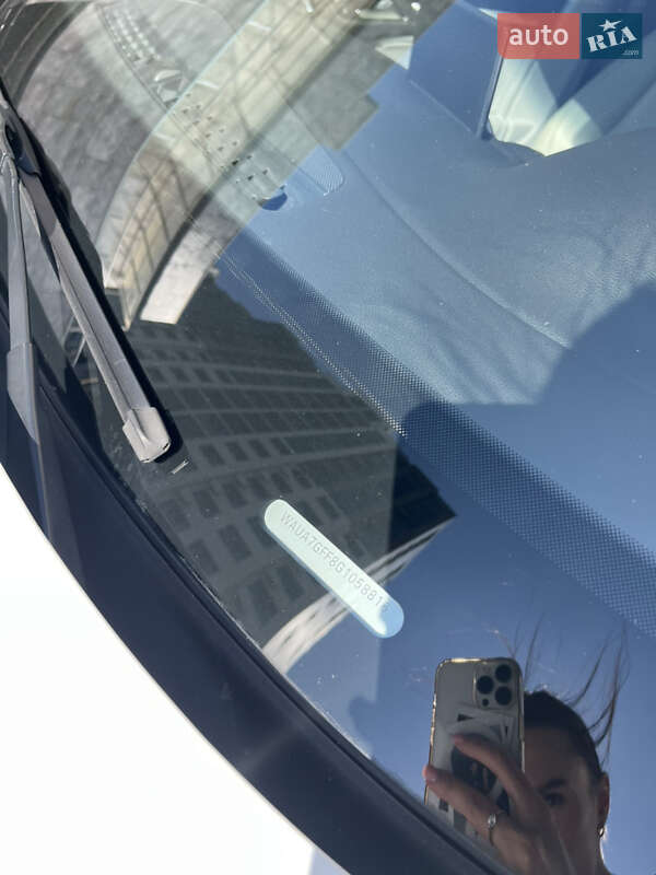 Седан Audi A3 2016 в Киеве