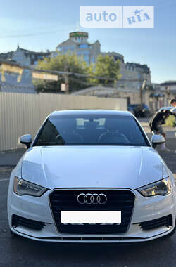 Седан Audi A3 2015 в 