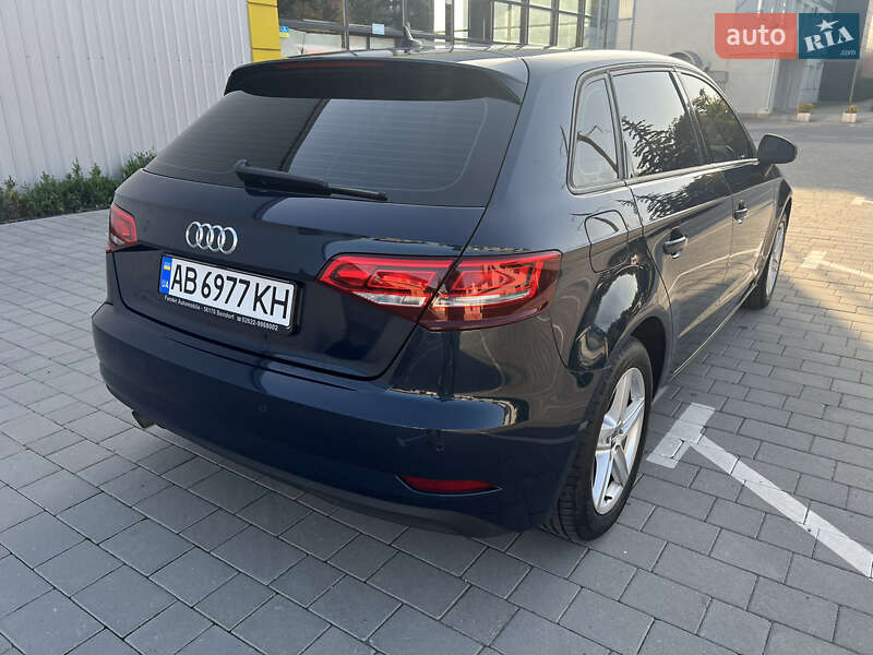 Хетчбек Audi A3 2019 в Вінниці