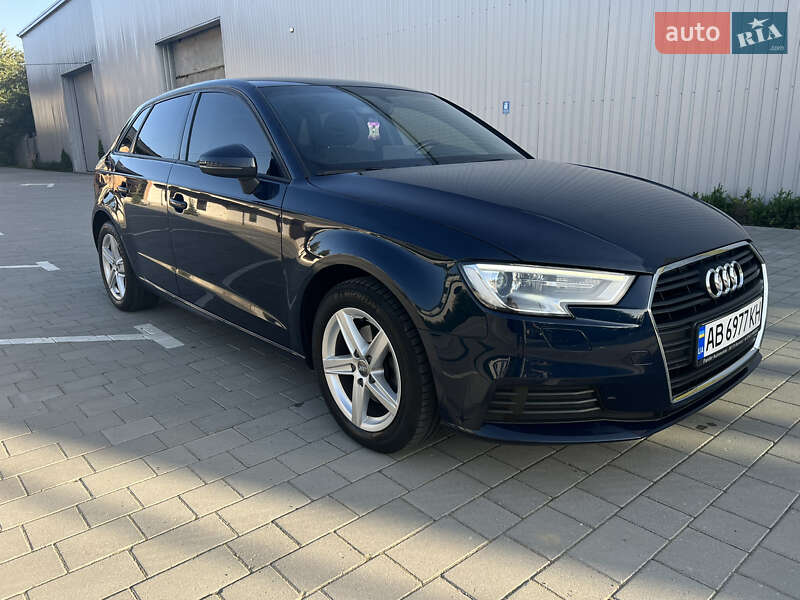 Хетчбек Audi A3 2019 в Вінниці