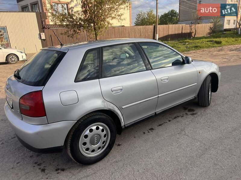 Хетчбек Audi A3 2000 в Вінниці