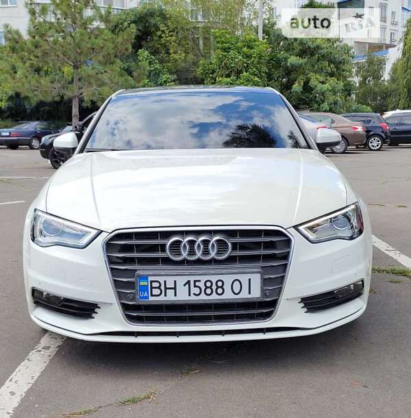 Седан Audi A3 2014 в Одесі
