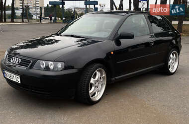 Хэтчбек Audi A3 1999 в Вараше