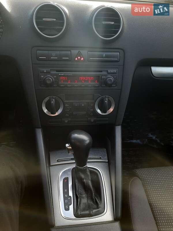 Хэтчбек Audi A3 2004 в Ровно