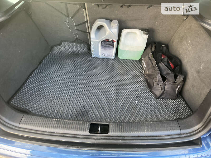 Хэтчбек Audi A3 2003 в Запорожье
