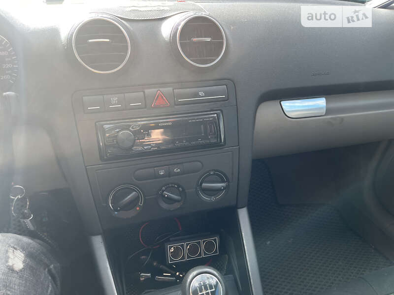 Хэтчбек Audi A3 2003 в Запорожье