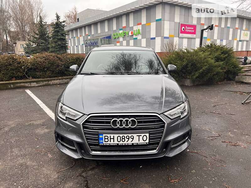 Седан Audi A3 2014 в Одессе