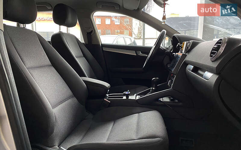 Хэтчбек Audi A3 2011 в Шептицькому
