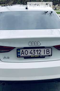 Седан Audi A3 2019 в Сваляве
