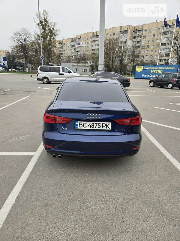 Седан Audi A3 2013 в Львове