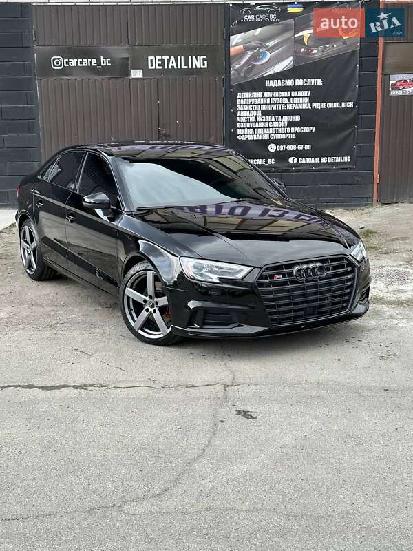 Седан Audi A3 2019 в 