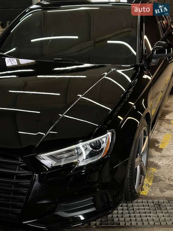 Седан Audi A3 2019 в 