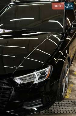 Седан Audi A3 2019 в 