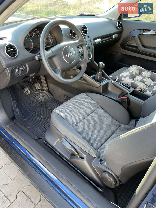 Хэтчбек Audi A3 2004 в Коломые
