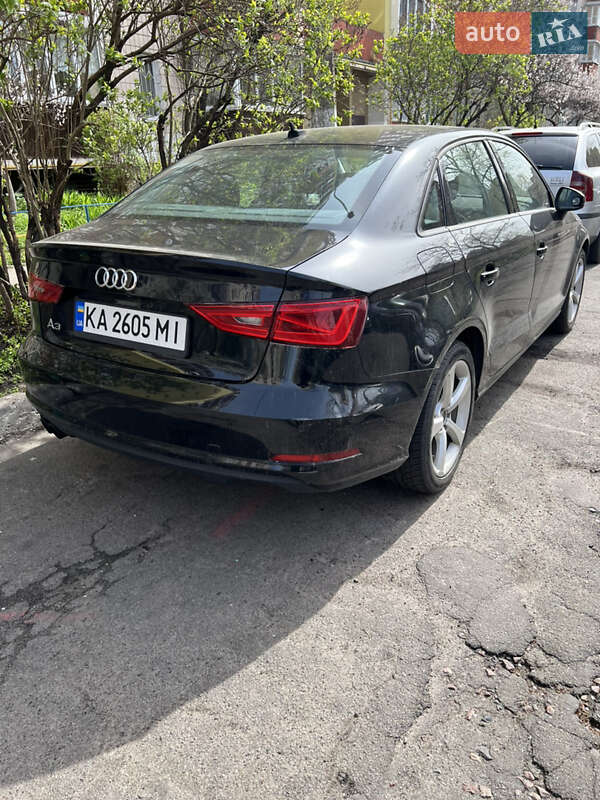 Седан Audi A3 2016 в Києві