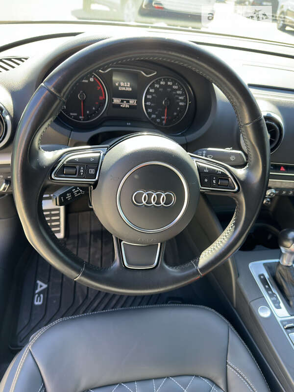 Кабриолет Audi A3 2016 в Киеве