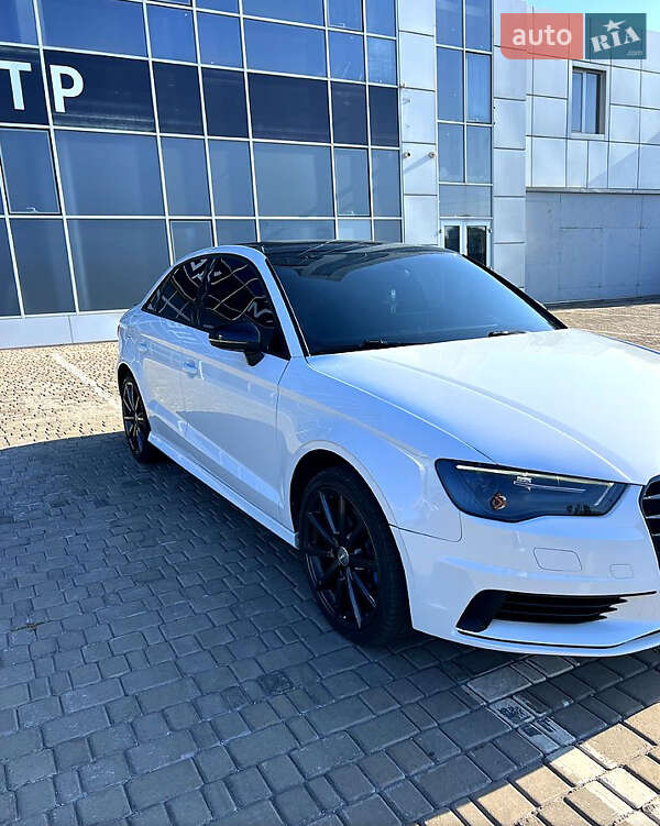 Седан Audi A3 2014 в Киеве