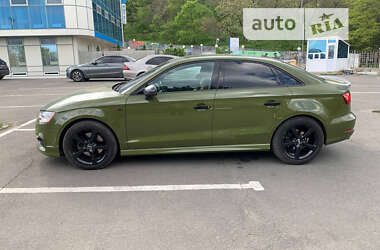 Седан Audi A3 2015 в Одессе